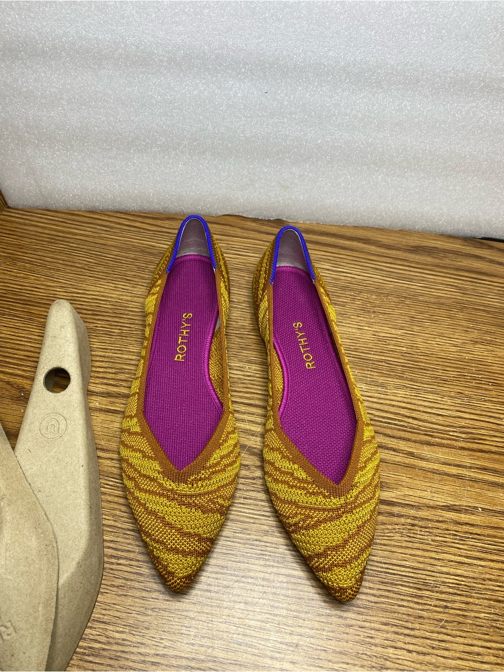 Rothy’s The Point Ballet Flat Shoes Yellow Golden Zebra Women 9 Limited Edition